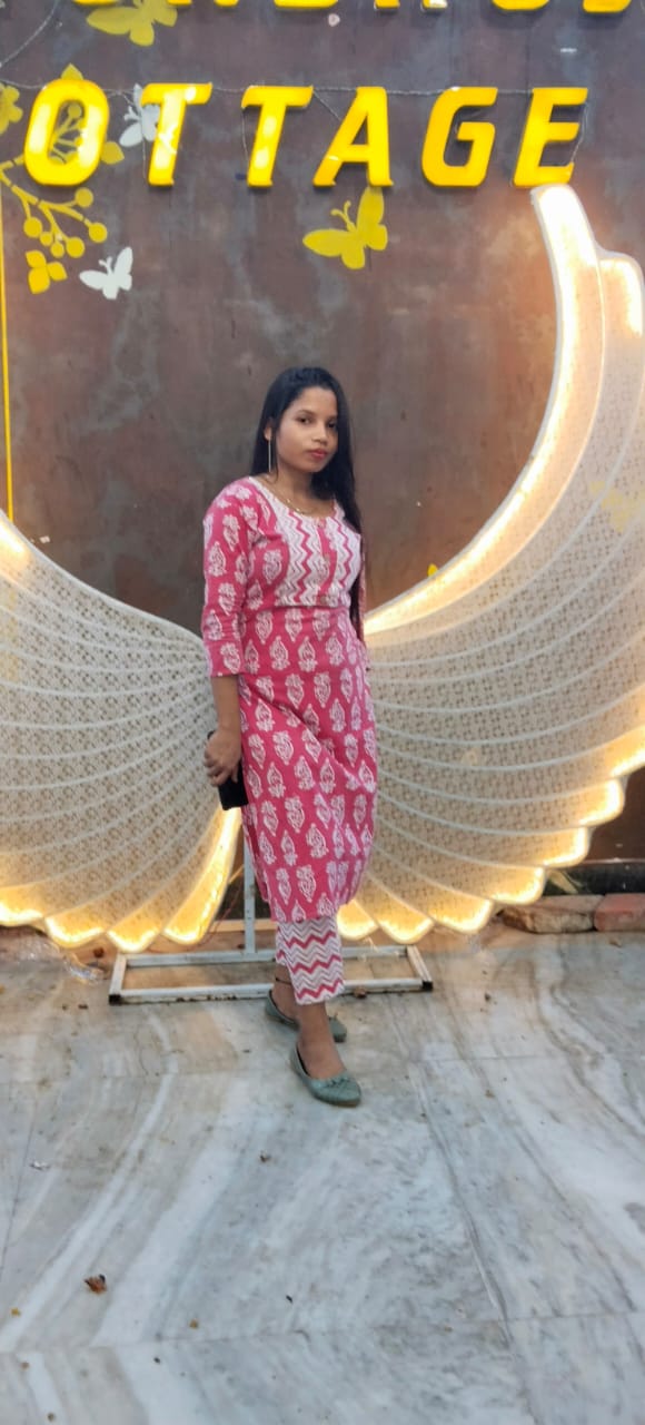 Cash in hand Call girl in Cuttack