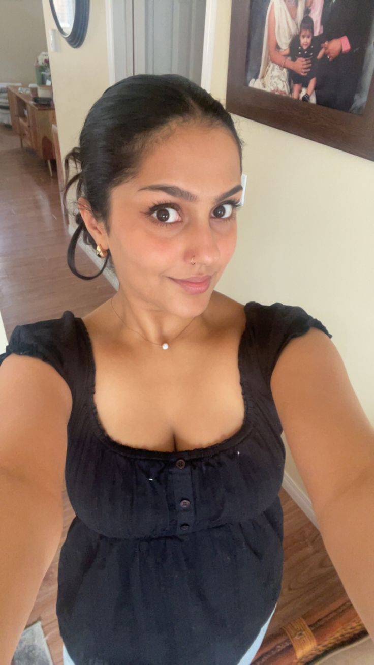 Room Service💋 🌿 Hotel Service 🌵🌲 Home Services 🌷💋hr Availabl...