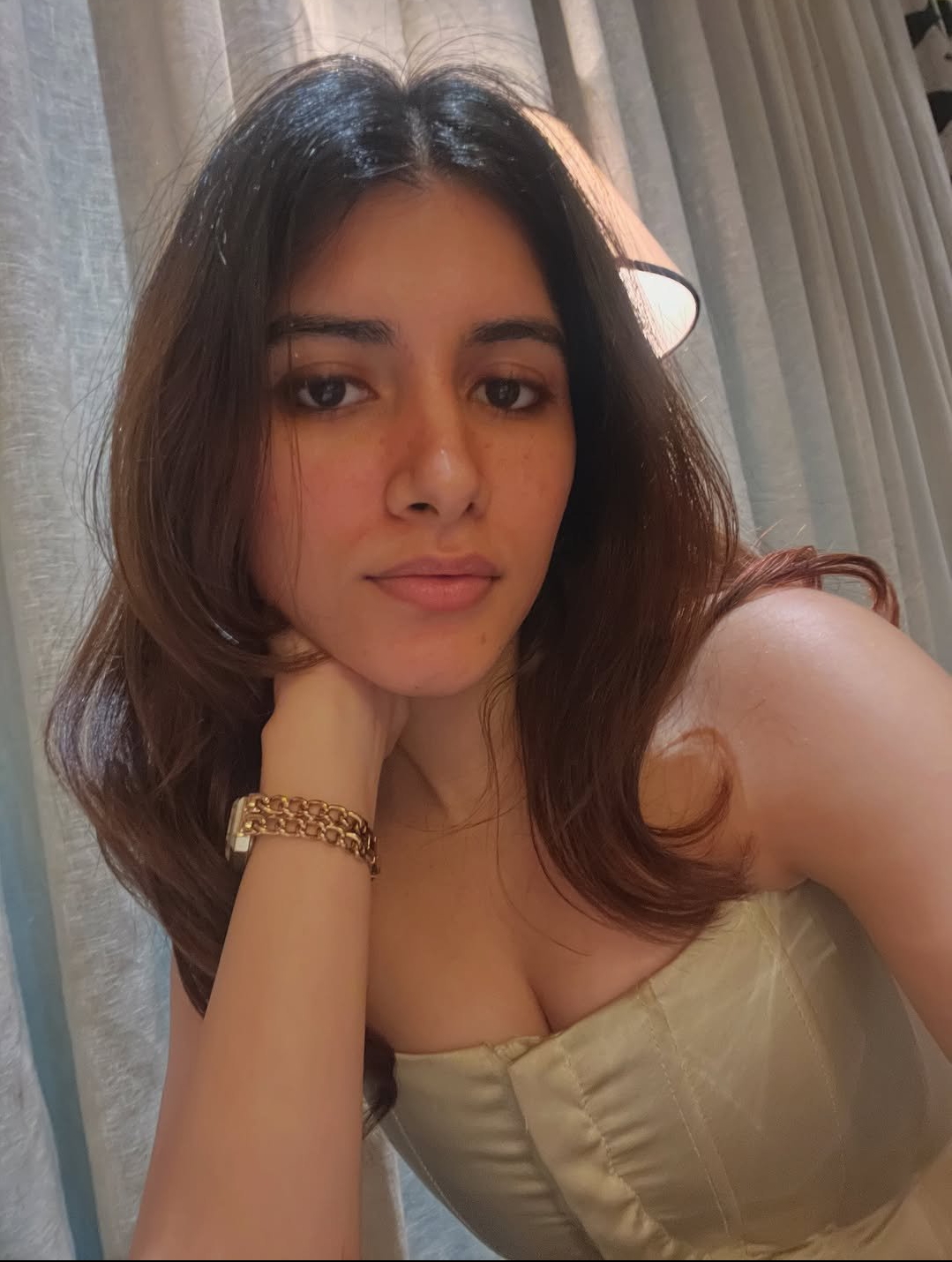 Hello sir call me for independent call girl genuine service 