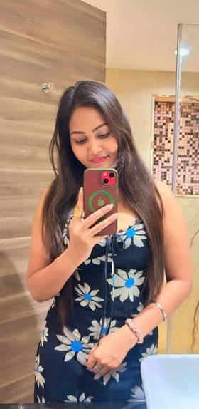 Riya vip escort service available full open enjoy service available full open enjoy availa